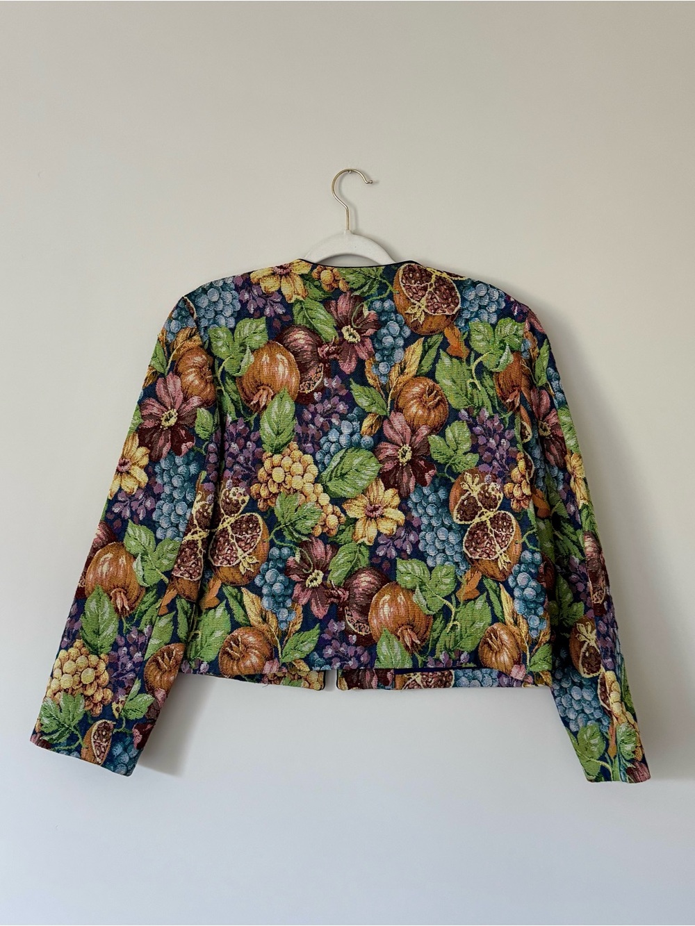 Vintage Doncaster Jacquard Tapestry Fruit Embroidered Cropped Blazer Jacket – 12 - Picture 5 of 8